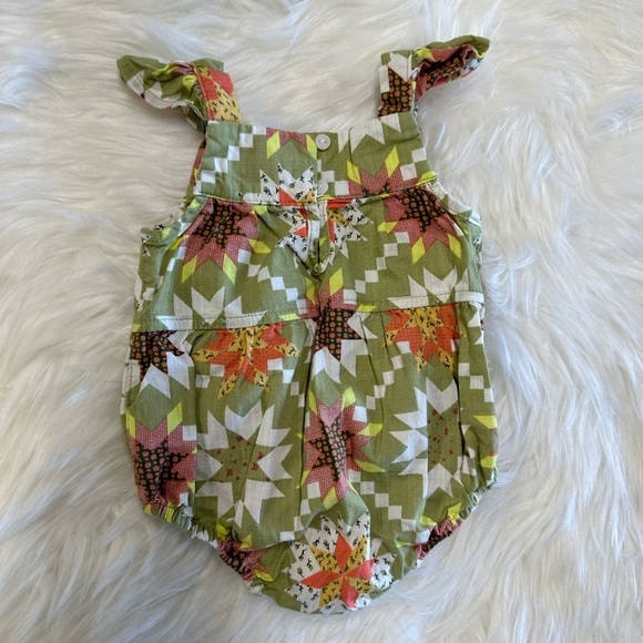 Baby Cat & Jack Newborn Romper - Picture 3 of 7